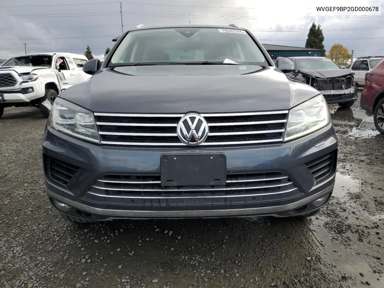 2016 Volkswagen Touareg Sport VIN: WVGEF9BP2GD000678 Lot: 76542244