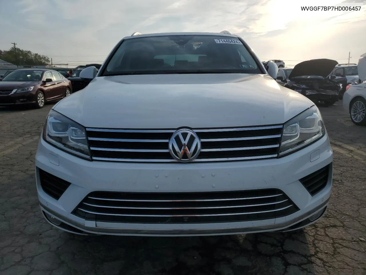 2017 Volkswagen Touareg Executive VIN: WVGGF7BP7HD006457 Lot: 71440424