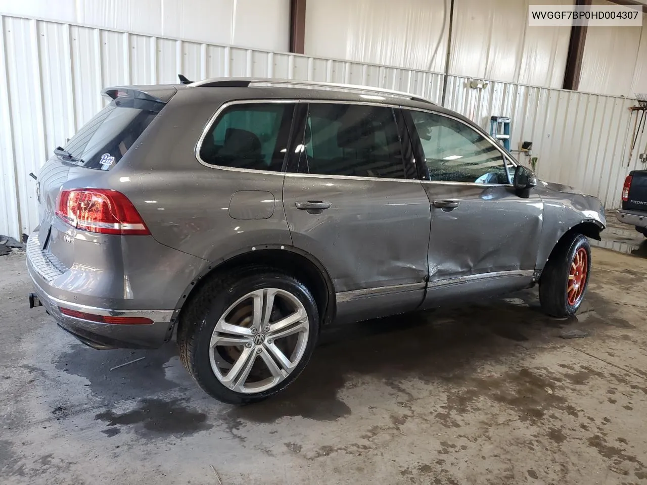 2017 Volkswagen Touareg Executive VIN: WVGGF7BP0HD004307 Lot: 76569994