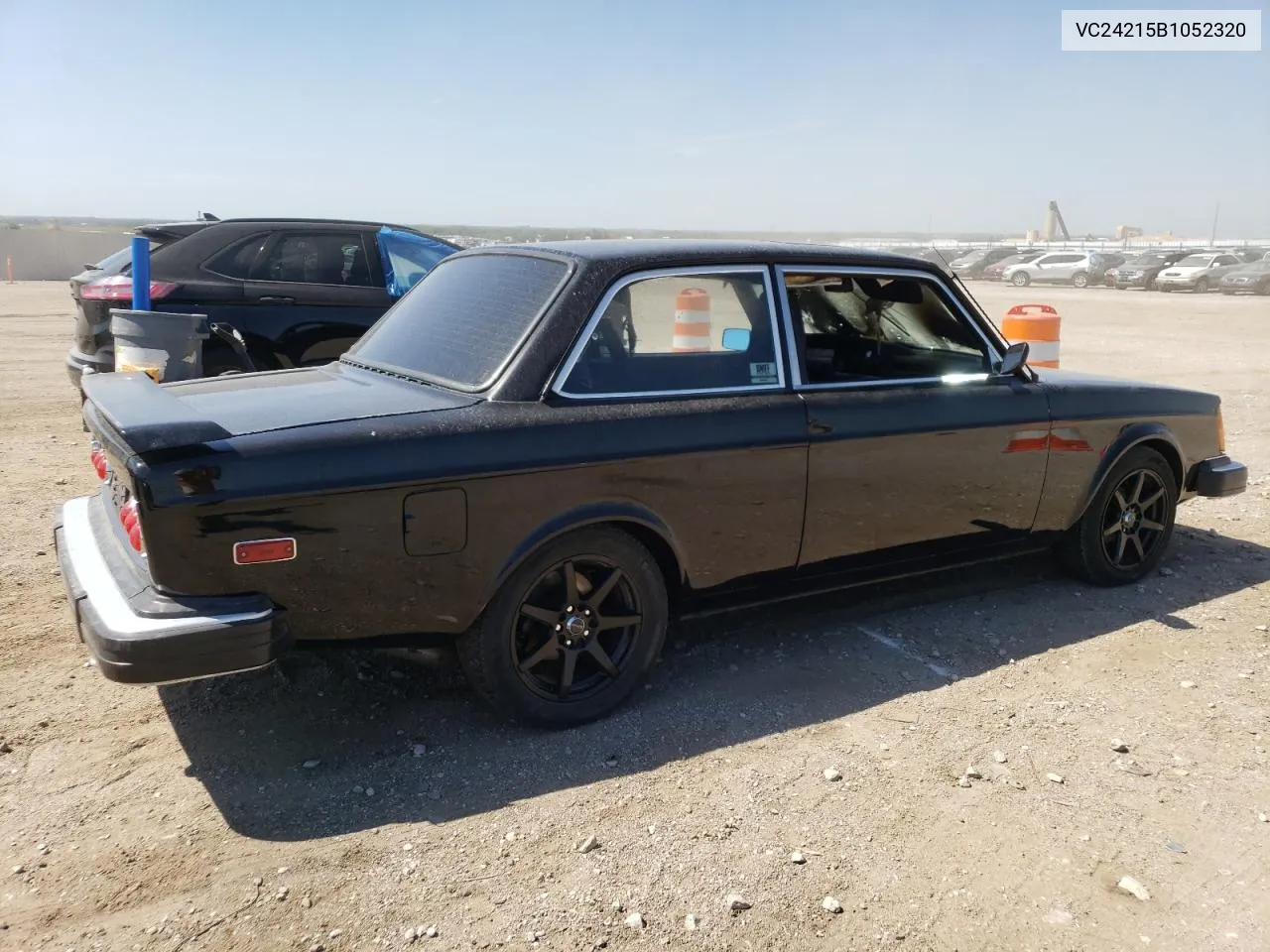 VC24215B1052320 1975 Volvo 242