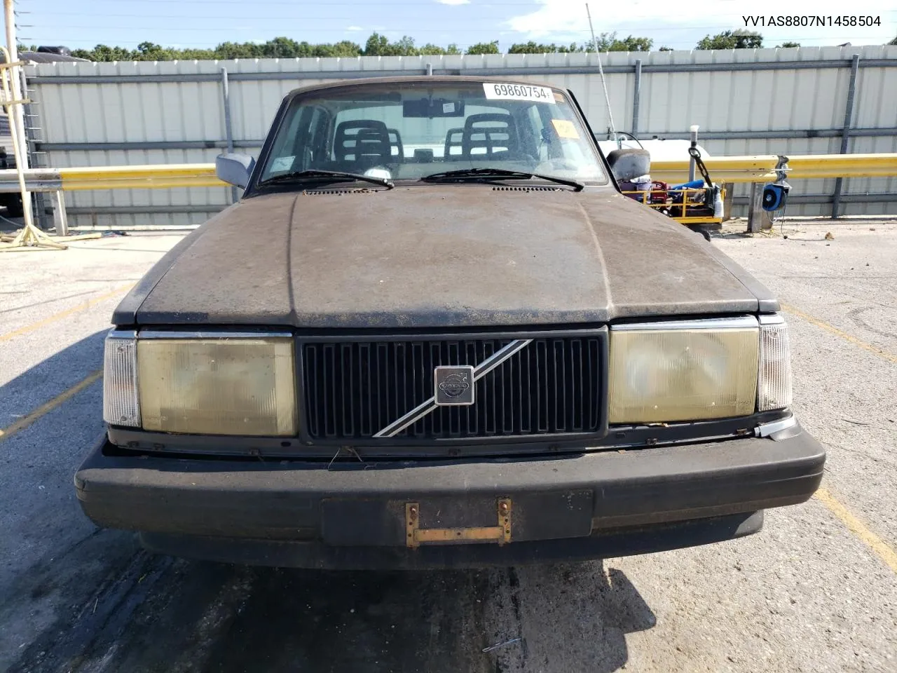 1992 Volvo 240 Base VIN: YV1AS8807N1458504 Lot: 69860754