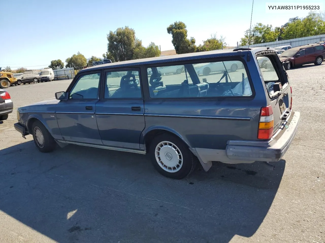 1993 Volvo 240 VIN: YV1AW8311P1955233 Lot: 76514004