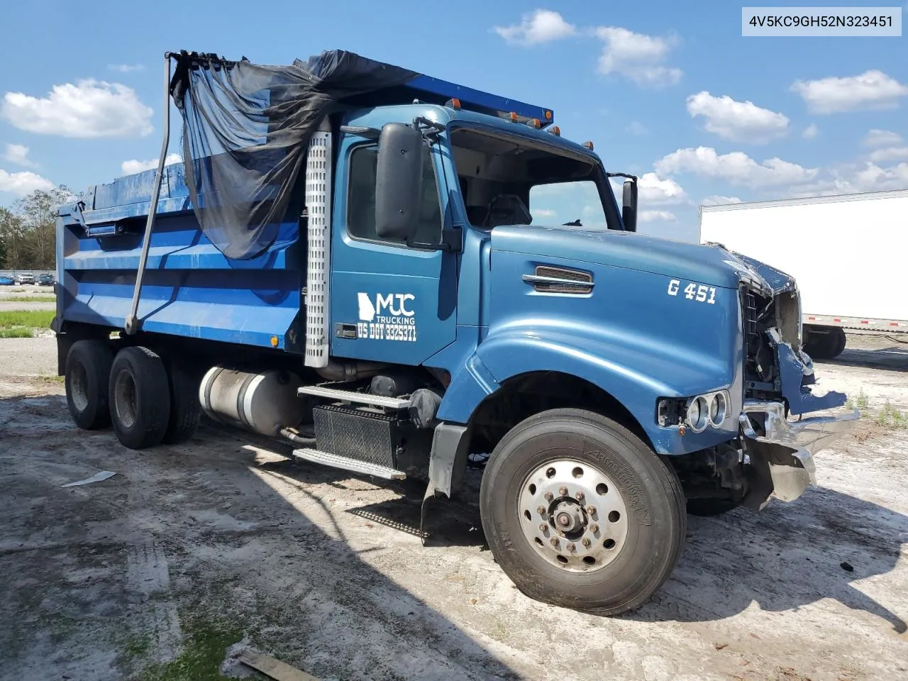 2002 Volvo Vhd VIN: 4V5KC9GH52N323451 Lot: 72458654