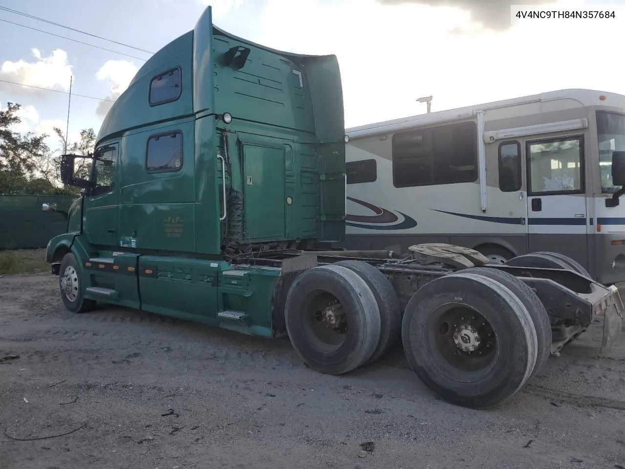 2004 Volvo Vn Vnl VIN: 4V4NC9TH84N357684 Lot: 78583714