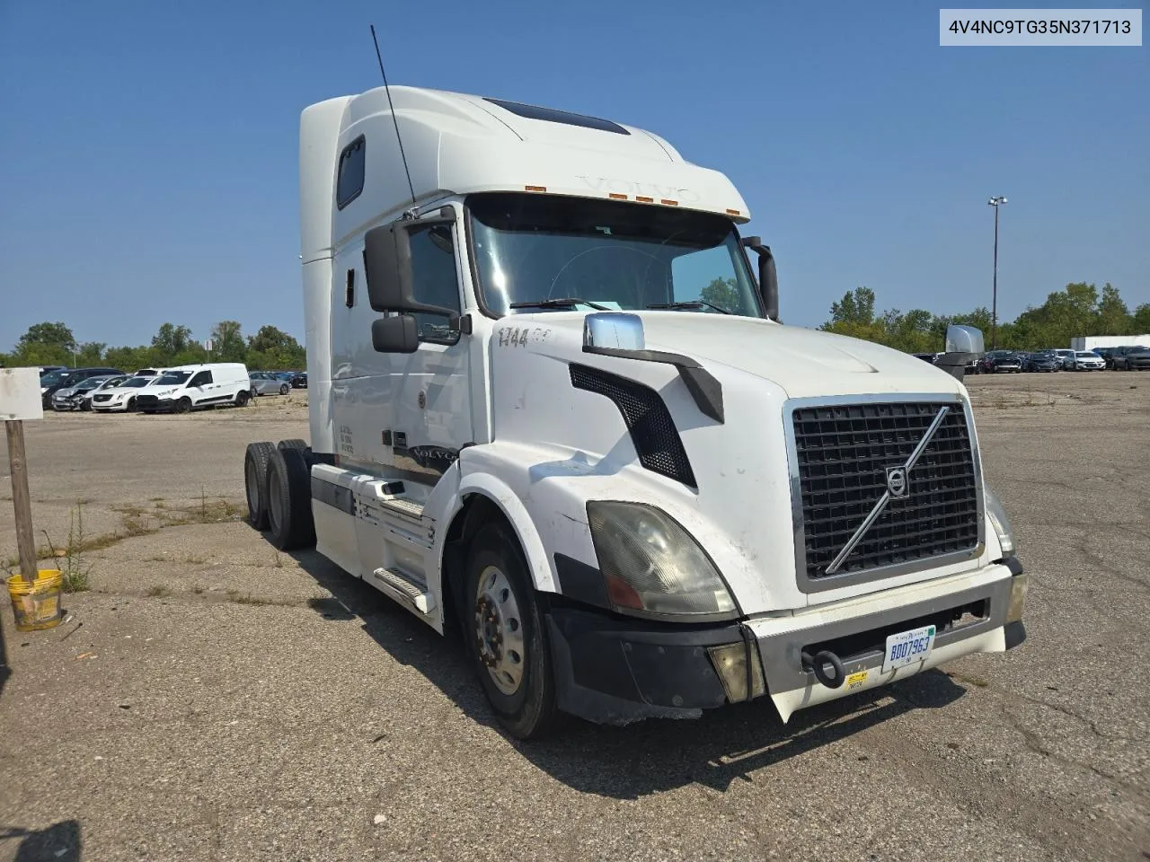 2005 Volvo Vn Vnl VIN: 4V4NC9TG35N371713 Lot: 70205704