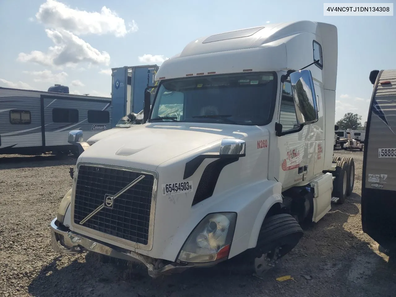 4V4NC9TJ1DN134308 2013 Volvo Vn Vnl