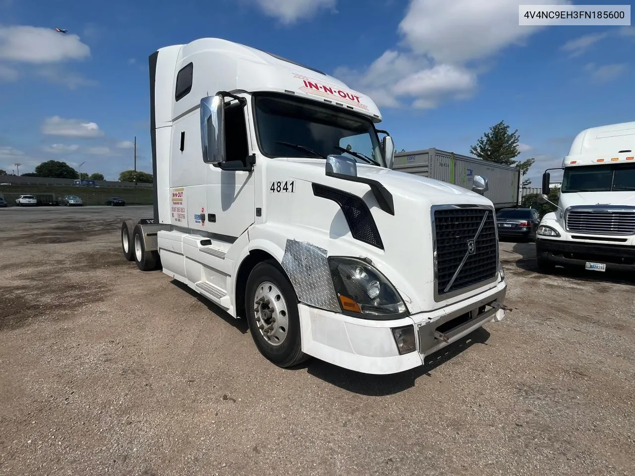 4V4NC9EH3FN185600 2015 Volvo Vn Vnl