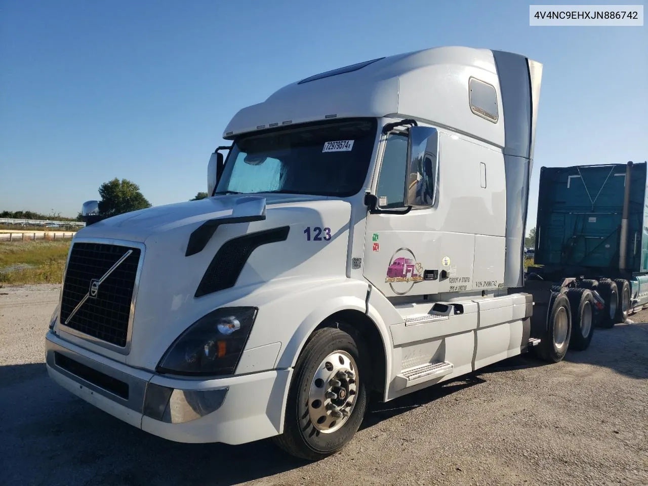 2018 Volvo Vn Vnl VIN: 4V4NC9EHXJN886742 Lot: 72979574