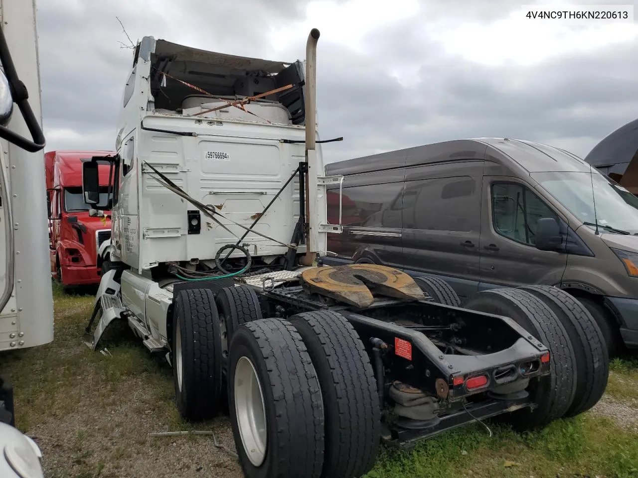 4V4NC9TH6KN220613 2019 Volvo Vn Vnl