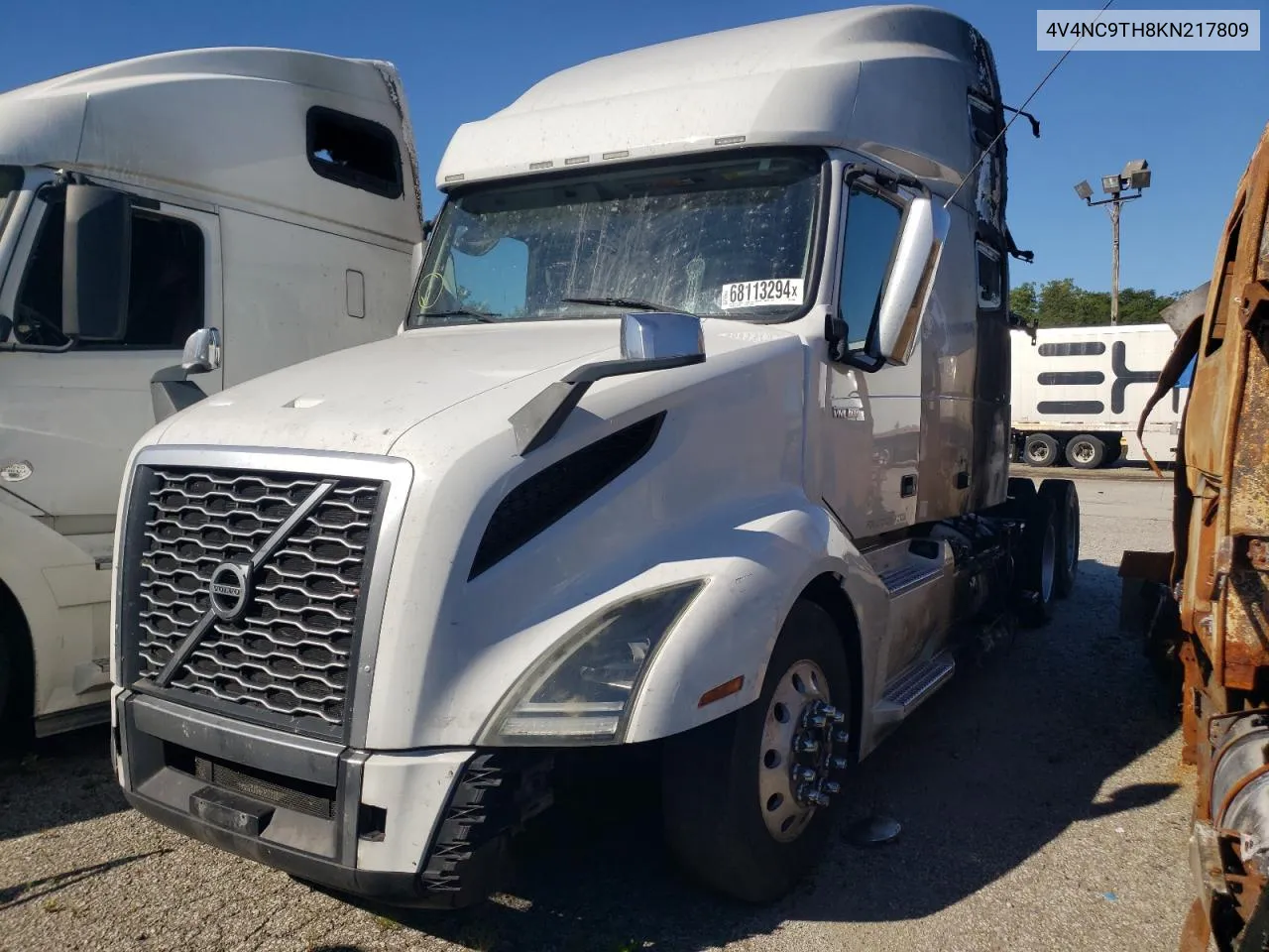 4V4NC9TH8KN217809 2019 Volvo Vn Vnl