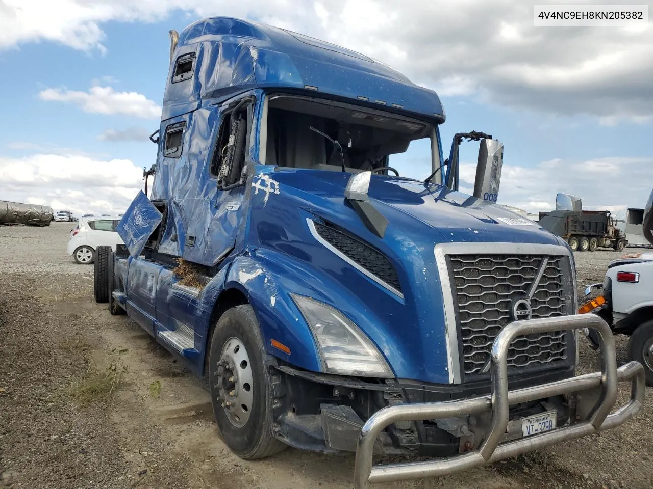 4V4NC9EH8KN205382 2019 Volvo Vn Vnl