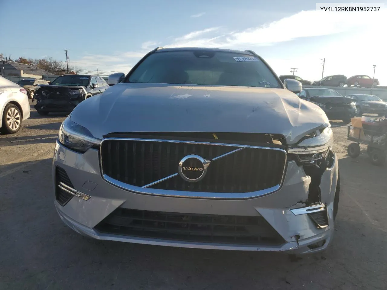 2022 Volvo Xc60 B5 Momentum VIN: YV4L12RK8N1952737 Lot: 77319474