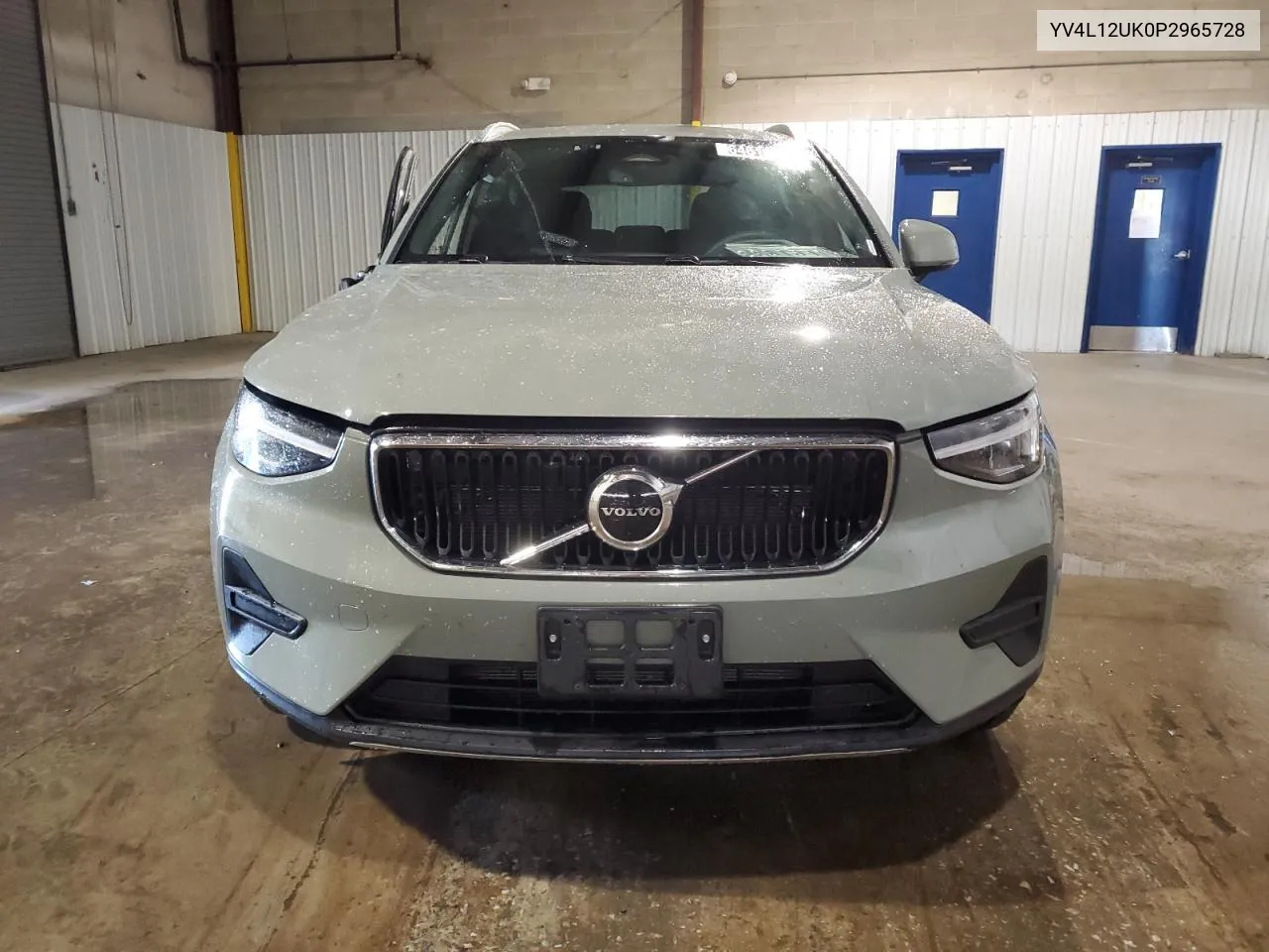 YV4L12UK0P2965728 2023 Volvo Xc40 Core