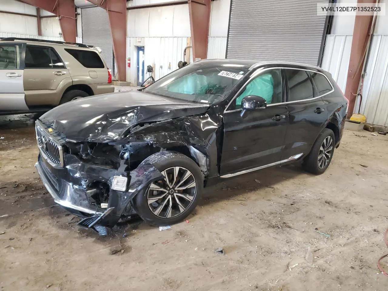 2023 Volvo Xc60 Plus VIN: YV4L12DE7P1352523 Lot: 76714814