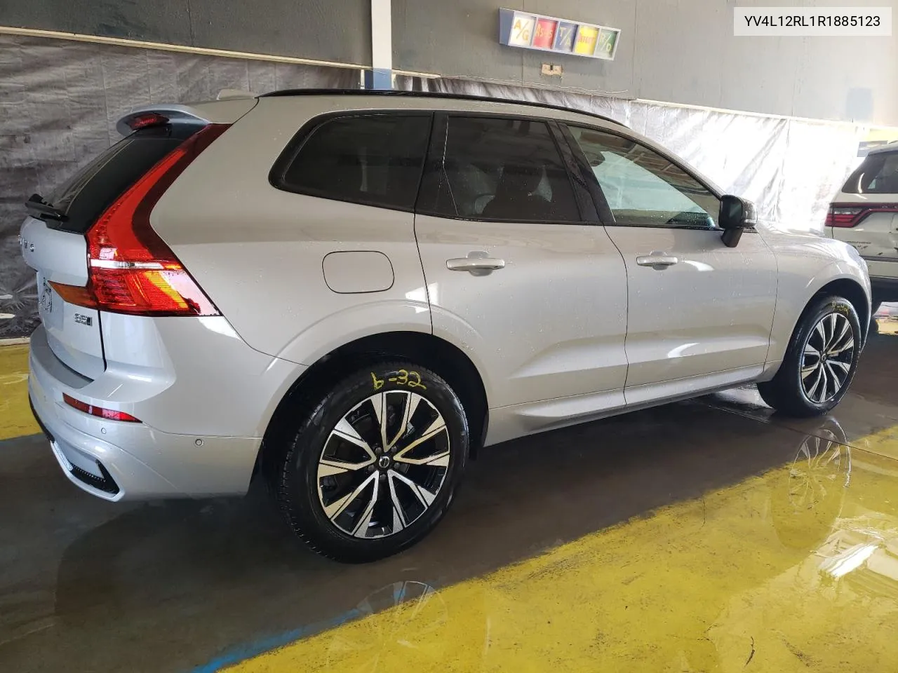 YV4L12RL1R1885123 2024 Volvo Xc60 Plus