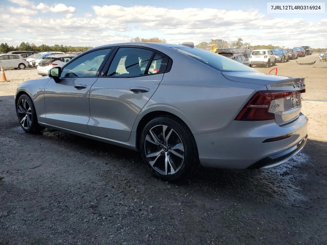 7JRL12TL4RG316924 2024 Volvo S60 Plus