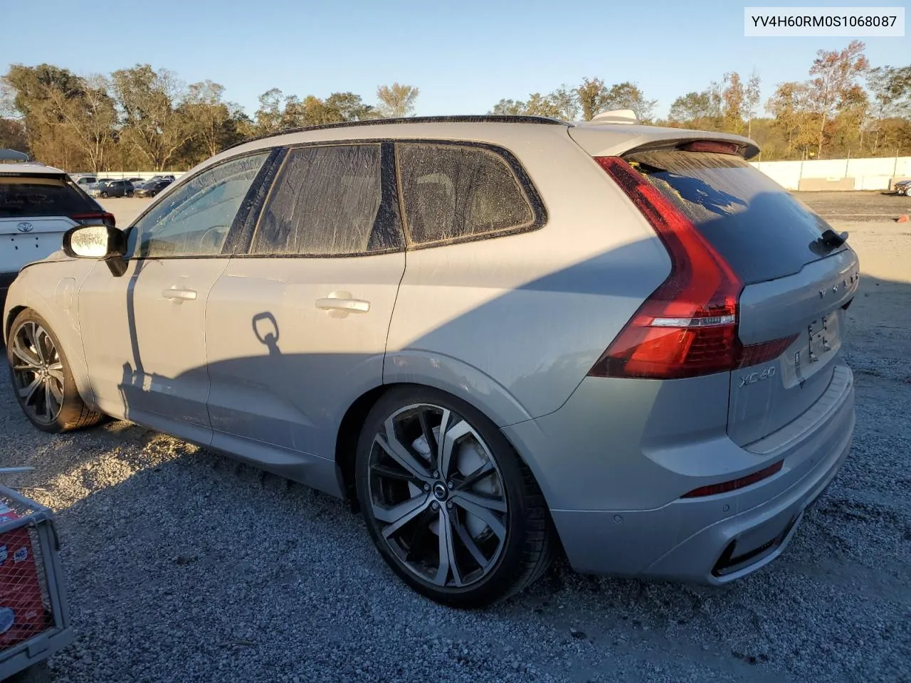 2025 Volvo Xc60 Recharge Plug-In Hybrid VIN: YV4H60RM0S1068087 Lot: 40564901