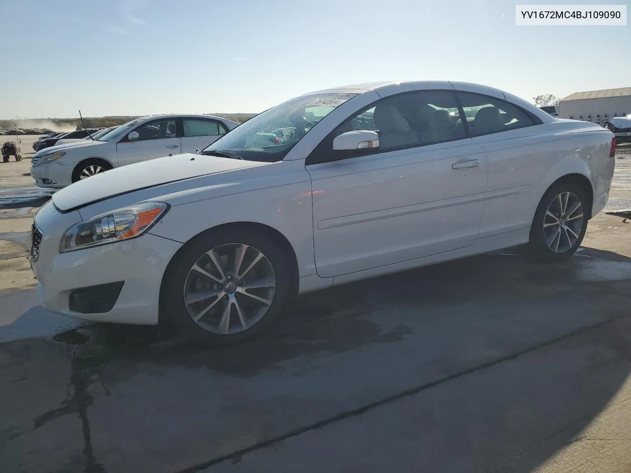 2011 Volvo C70 T5 VIN: YV1672MC4BJ109090 Lot: 76742694