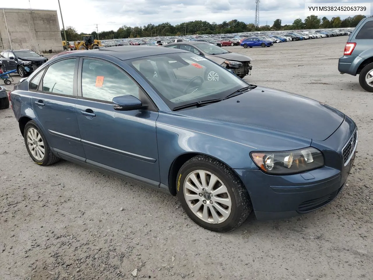 2005 Volvo S40 2.4I VIN: YV1MS382452063739 Lot: 75970044