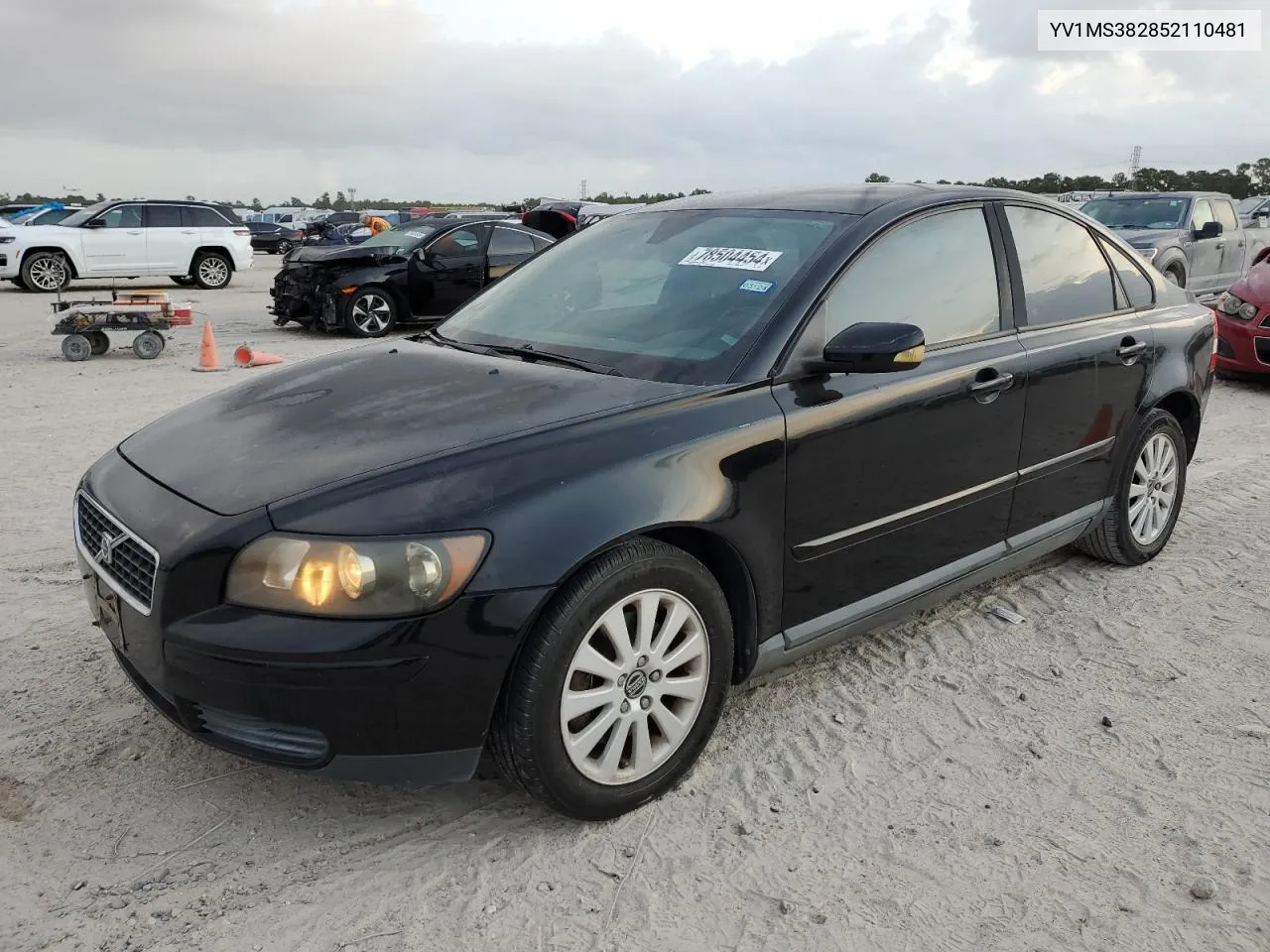 2005 Volvo S40 2.4I VIN: YV1MS382852110481 Lot: 78504454