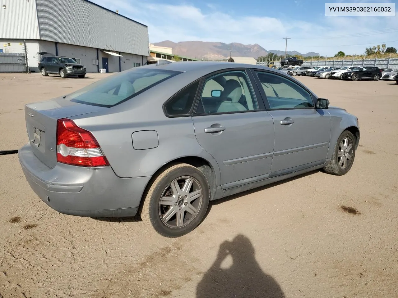 2006 Volvo S40 2.4I VIN: YV1MS390362166052 Lot: 75939124