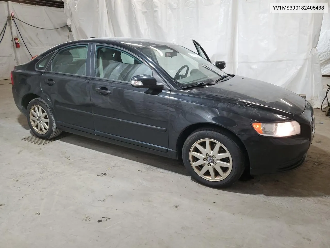 2008 Volvo S40 2.4I VIN: YV1MS390182405438 Lot: 67714374