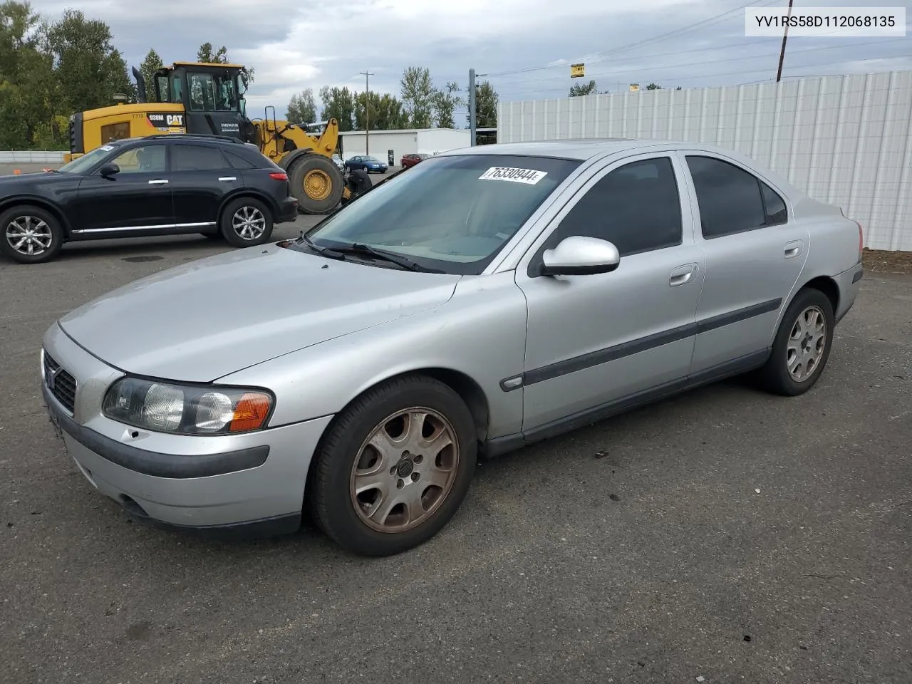 2001 Volvo S60 2.4T VIN: YV1RS58D112068135 Lot: 76330944