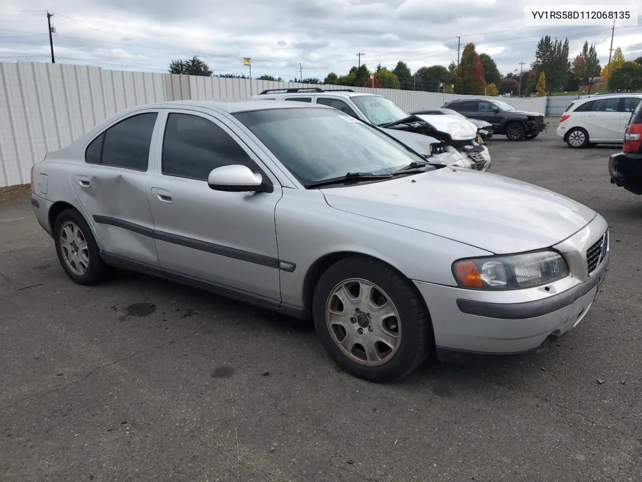 2001 Volvo S60 2.4T VIN: YV1RS58D112068135 Lot: 76330944