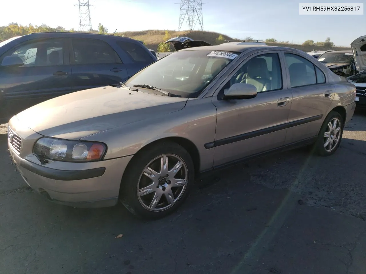 2003 Volvo S60 2.5T VIN: YV1RH59HX32256817 Lot: 74256944