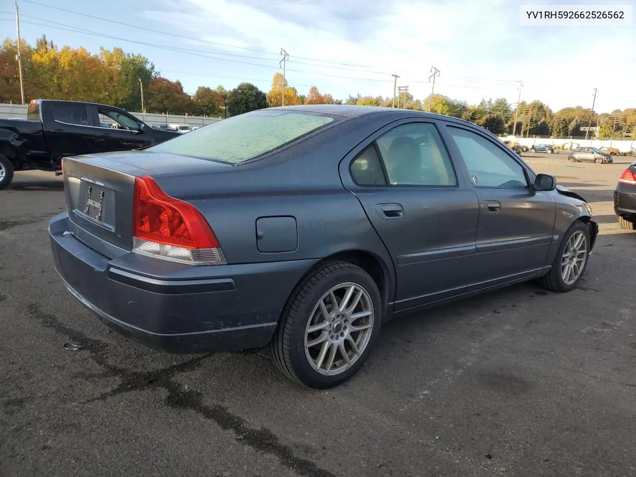 2006 Volvo S60 2.5T VIN: YV1RH592662526562 Lot: 77672994