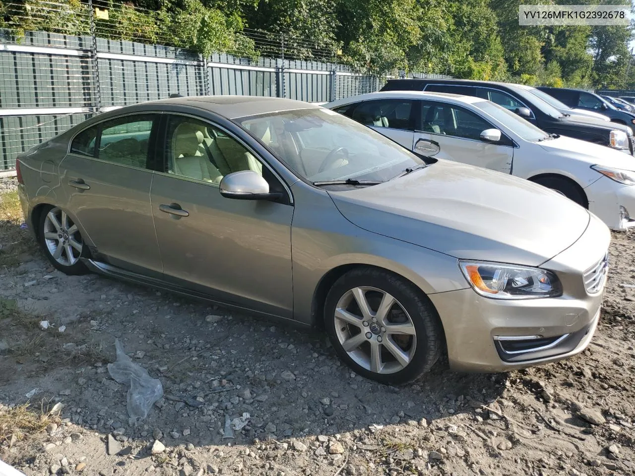 2016 Volvo S60 Premier VIN: YV126MFK1G2392678 Lot: 71225704