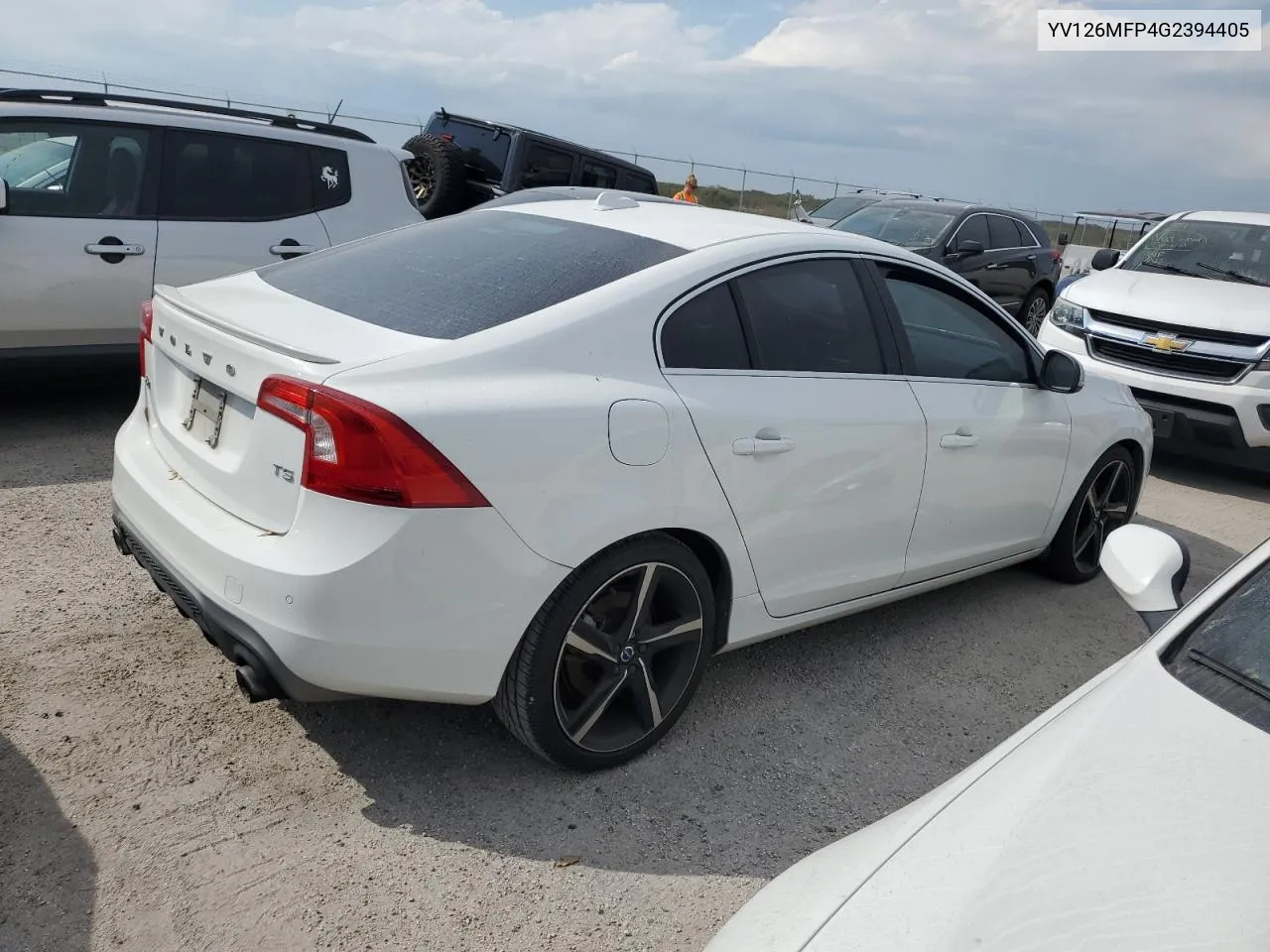 YV126MFP4G2394405 2016 Volvo S60 R Design