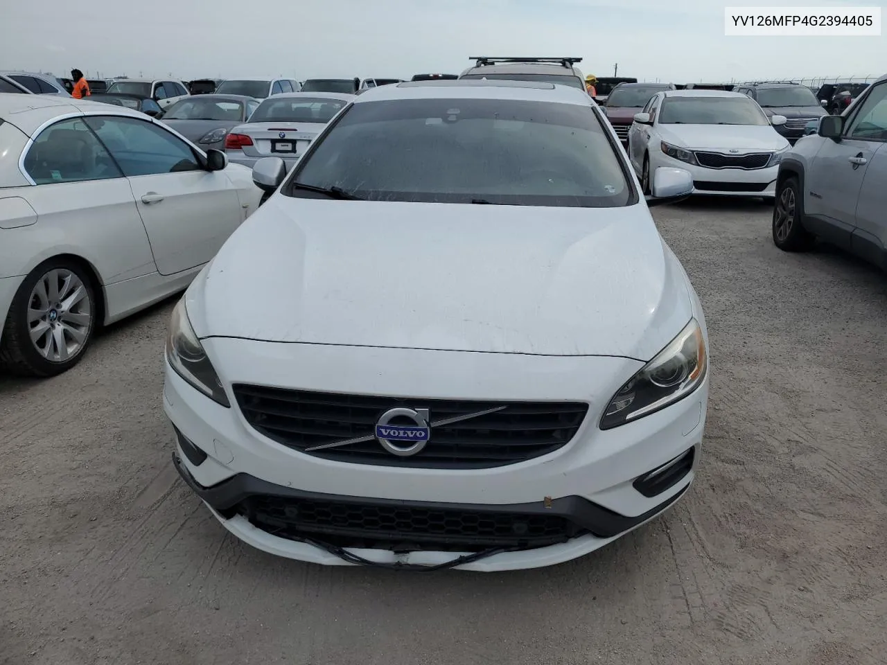 YV126MFP4G2394405 2016 Volvo S60 R Design