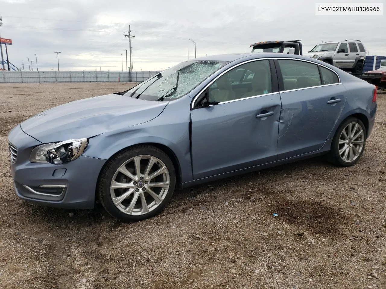 LYV402TM6HB136966 2017 Volvo S60 Platinum