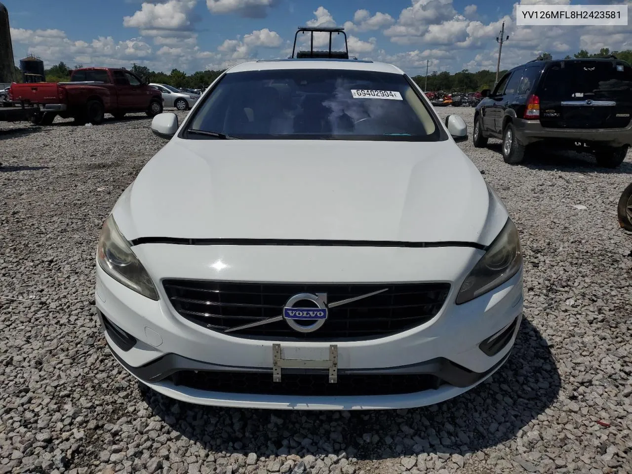 2017 Volvo S60 VIN: YV126MFL8H2423581 Lot: 69402904