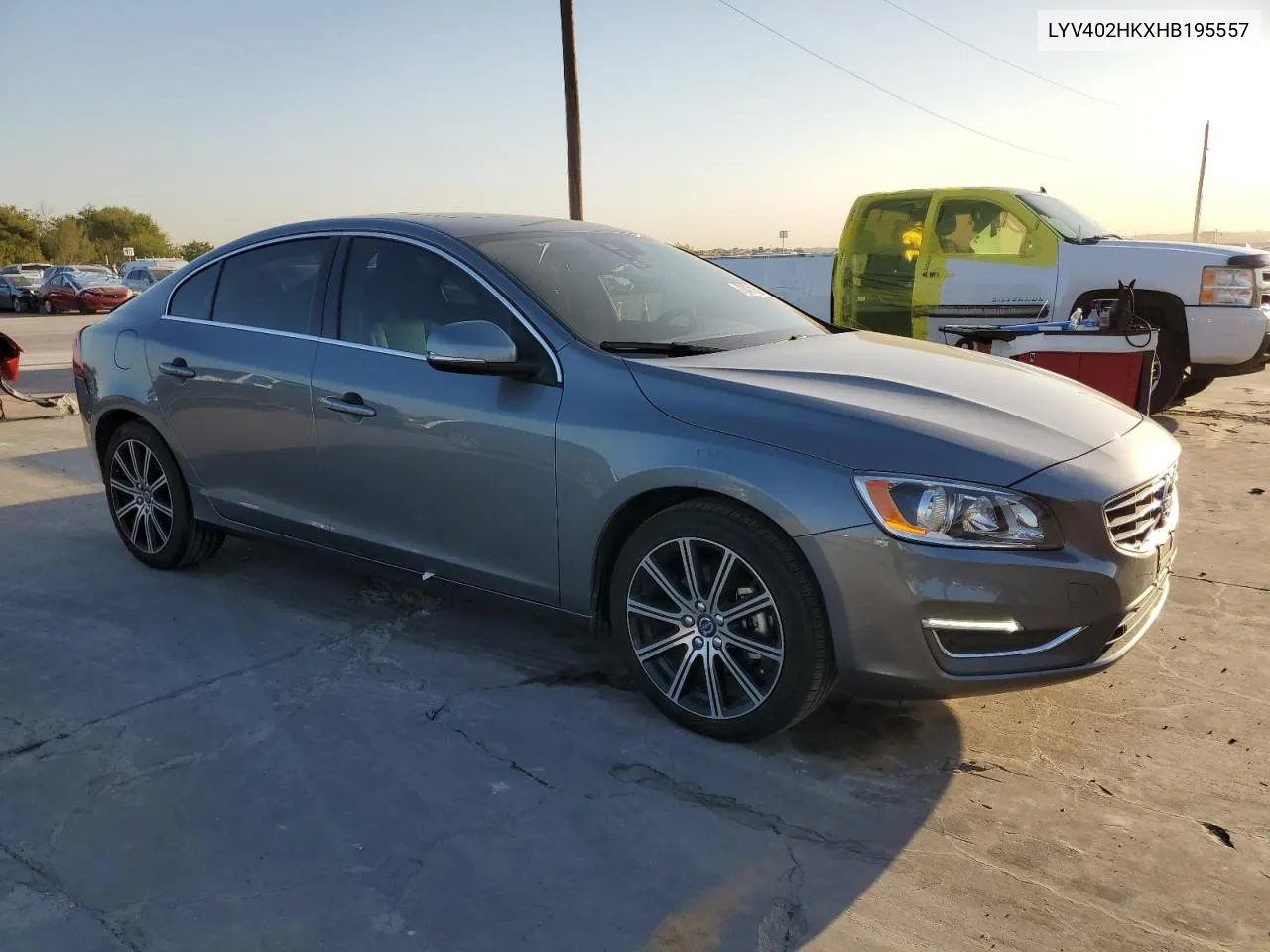 2017 Volvo S60 Premier VIN: LYV402HKXHB195557 Lot: 73471624