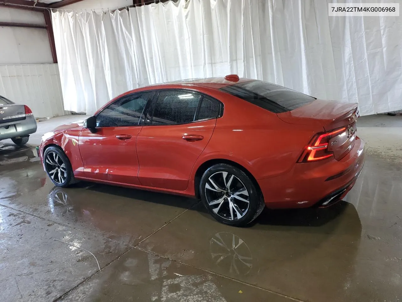 7JRA22TM4KG006968 2019 Volvo S60 T6 R-Design