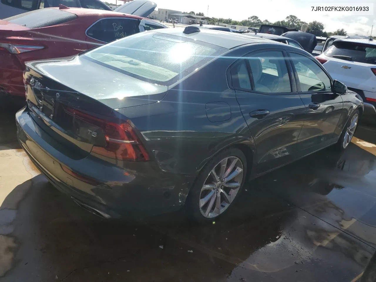 7JR102FK2KG016933 2019 Volvo S60 T5 Momentum