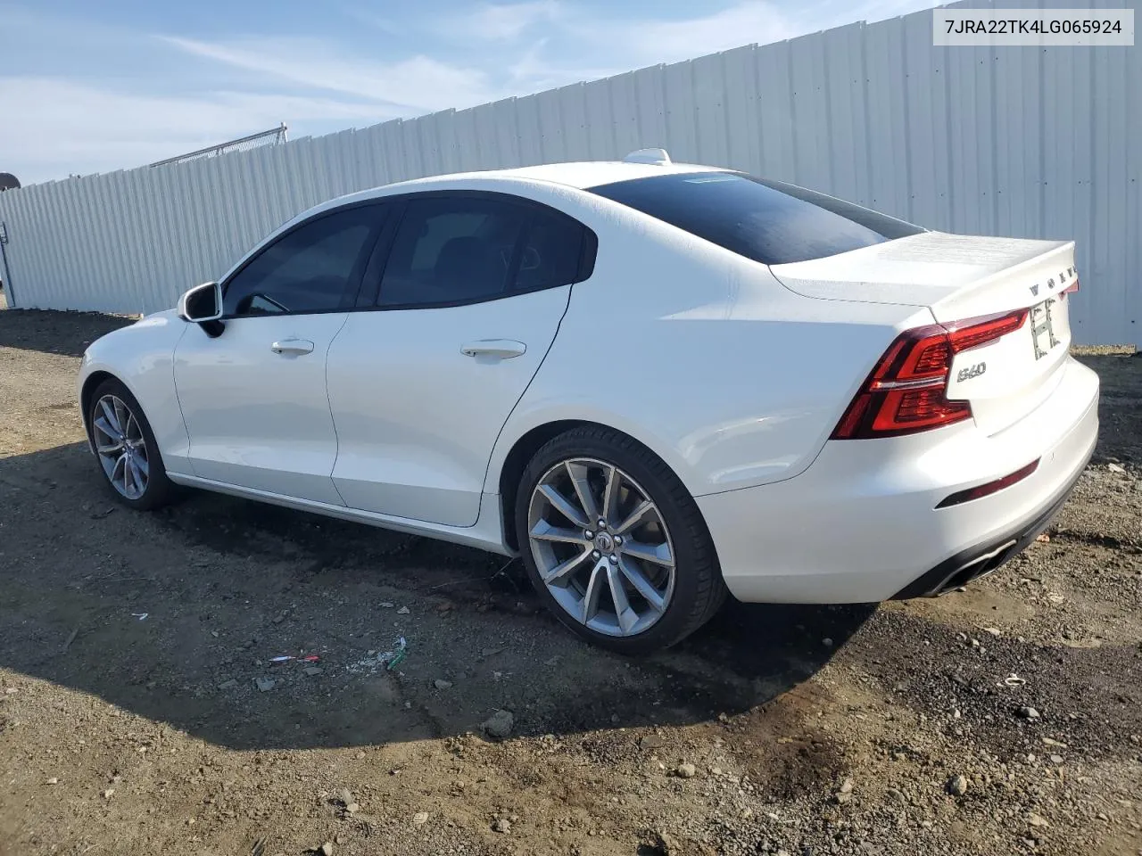 7JRA22TK4LG065924 2020 Volvo S60 T6 Momentum