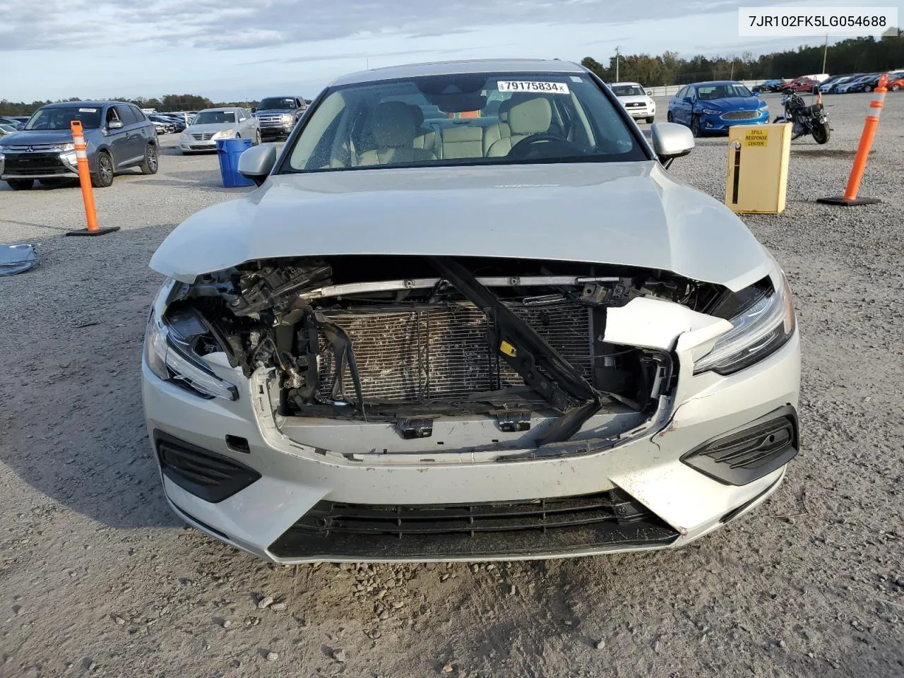 7JR102FK5LG054688 2020 Volvo S60 T5 Momentum