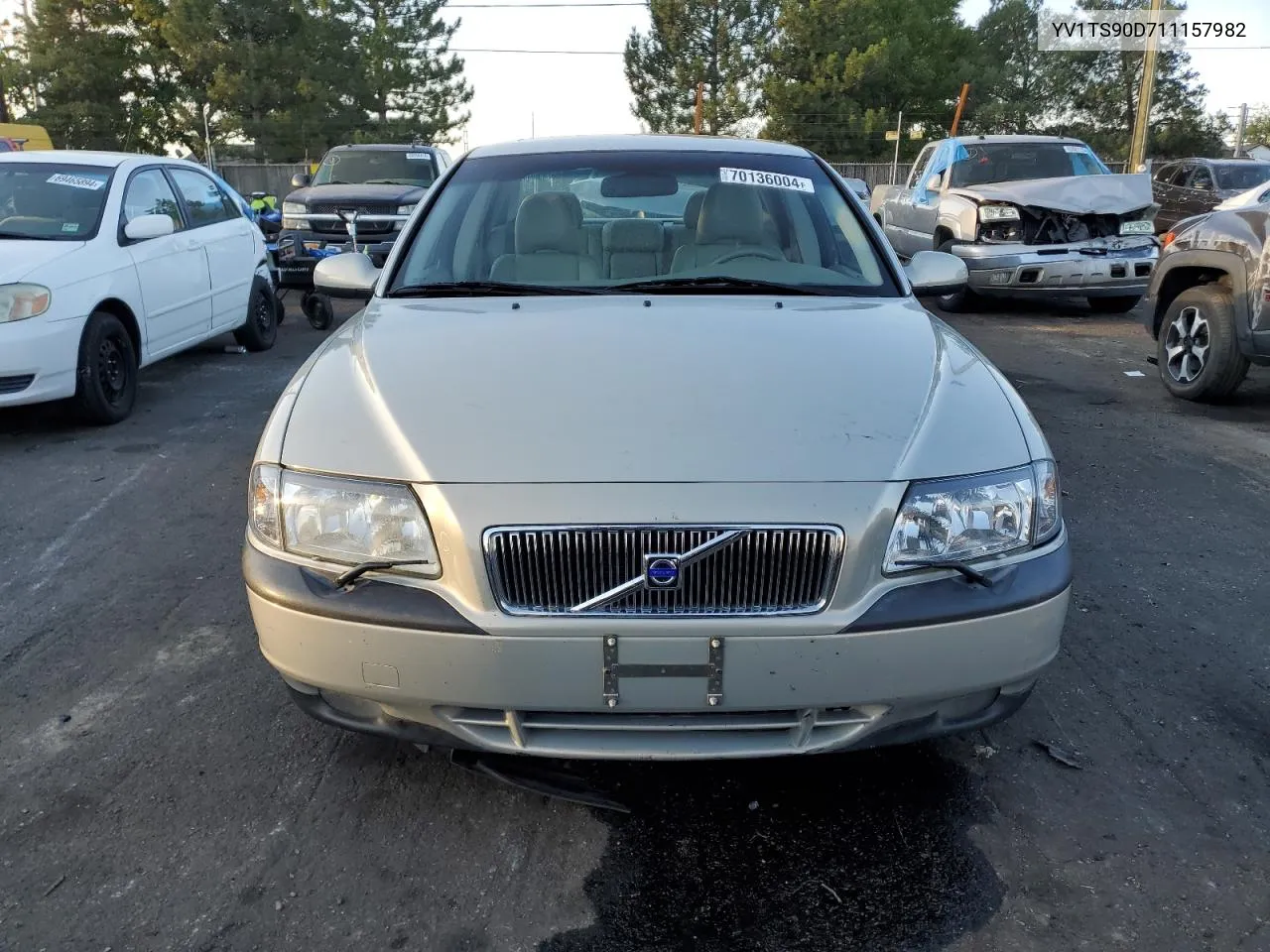 2001 Volvo S80 T6 Exectuvie VIN: YV1TS90D711157982 Lot: 70136004