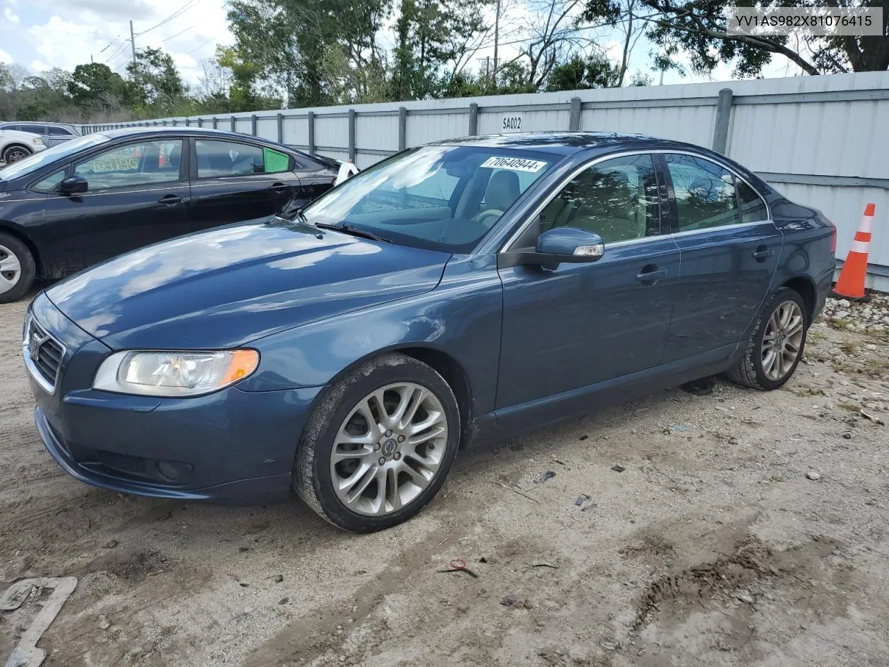 2008 Volvo S80 3.2 VIN: YV1AS982X81076415 Lot: 70640944