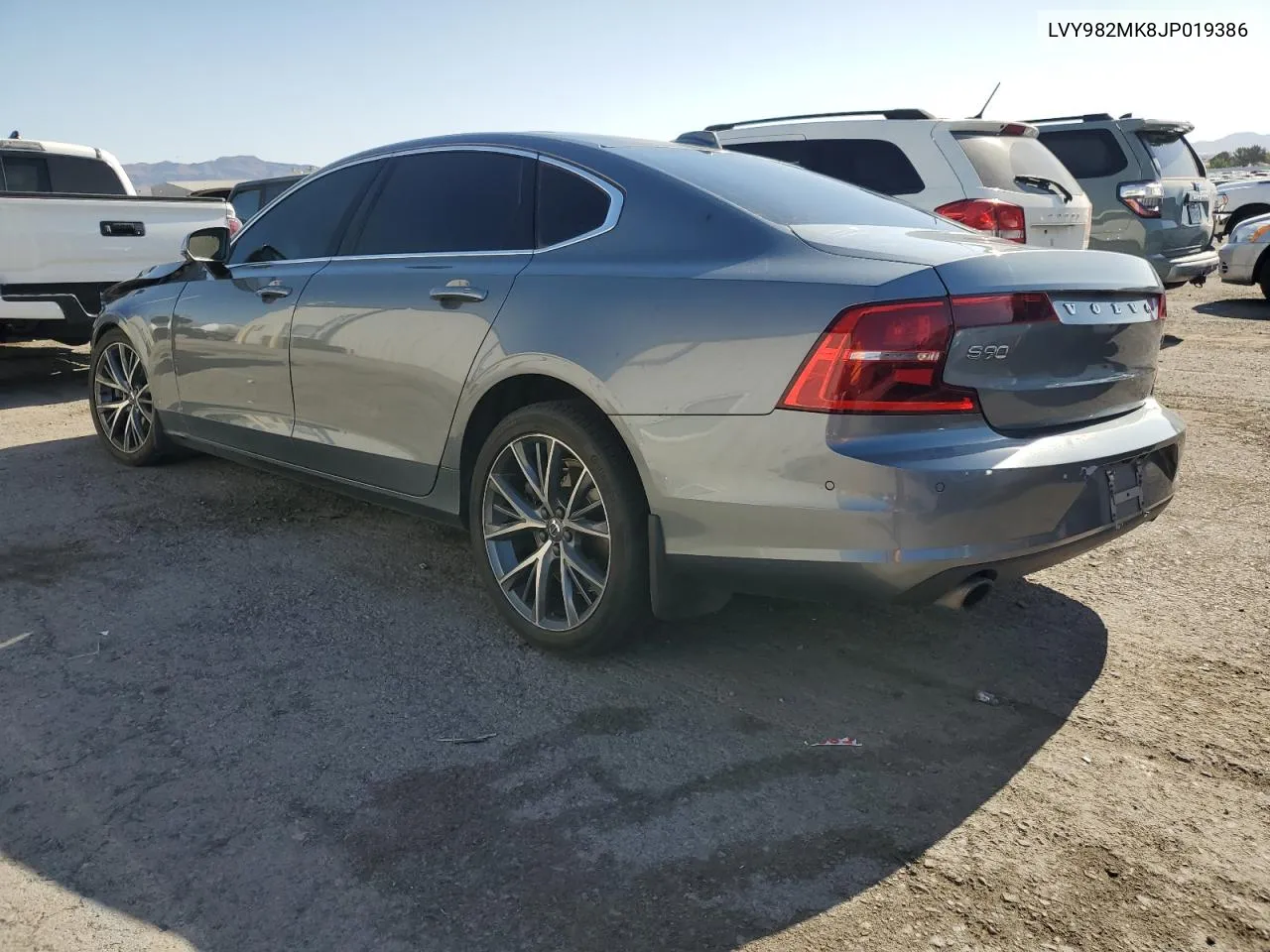 2018 Volvo S90 T5 Momentum VIN: LVY982MK8JP019386 Lot: 55563464