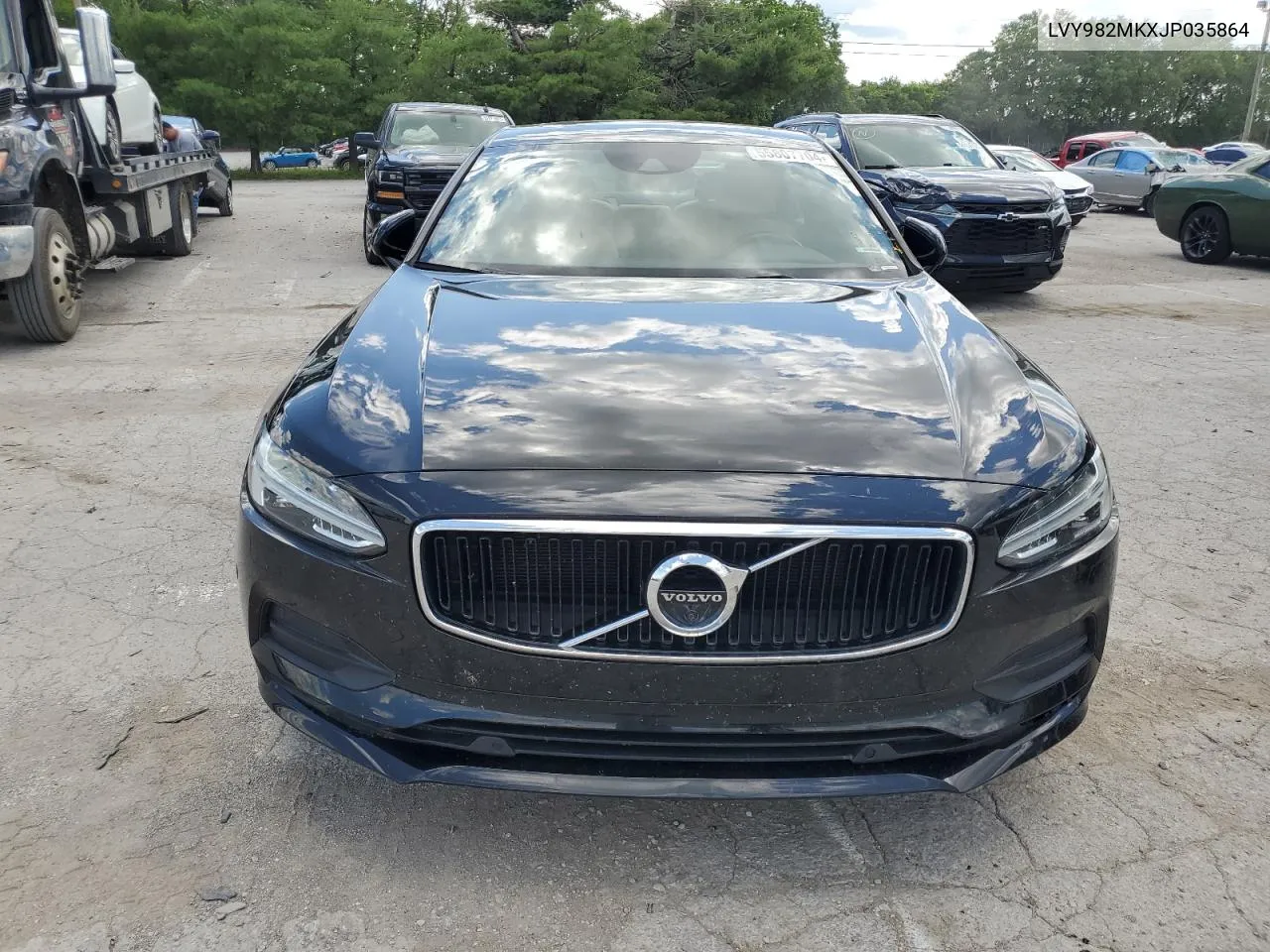 LVY982MKXJP035864 2018 Volvo S90 T5 Momentum