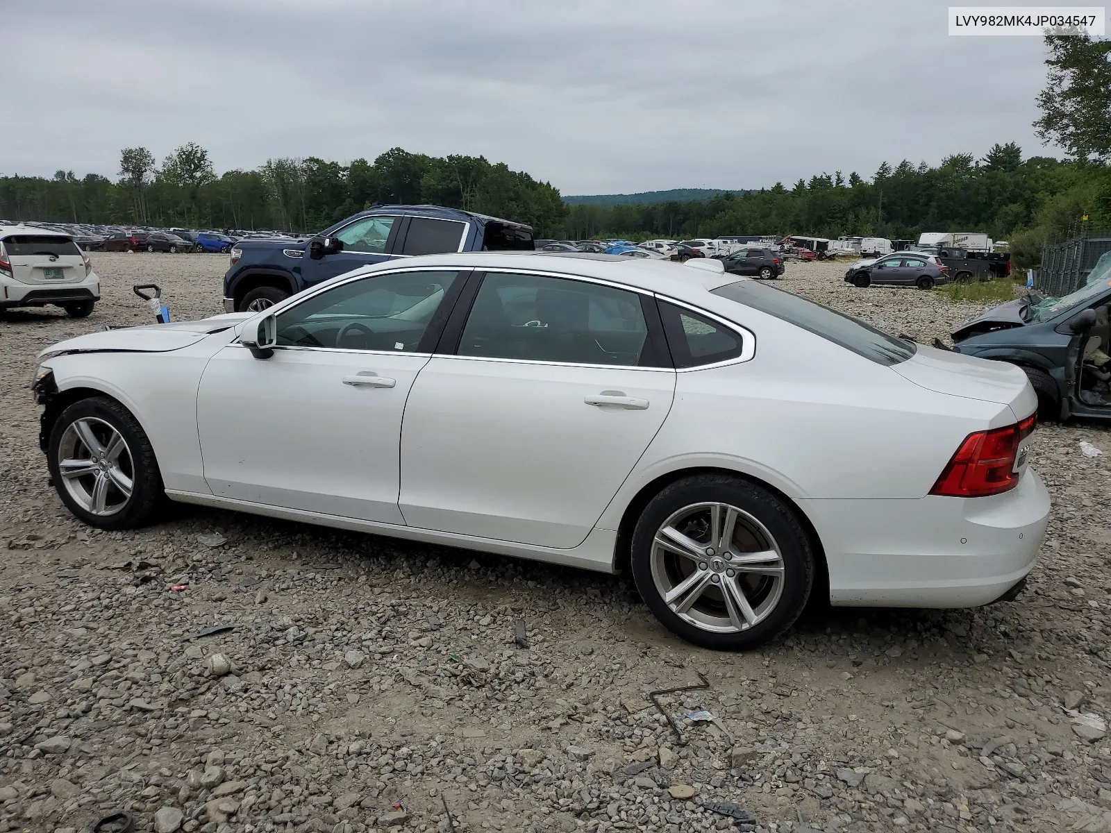 LVY982MK4JP034547 2018 Volvo S90 T5 Momentum