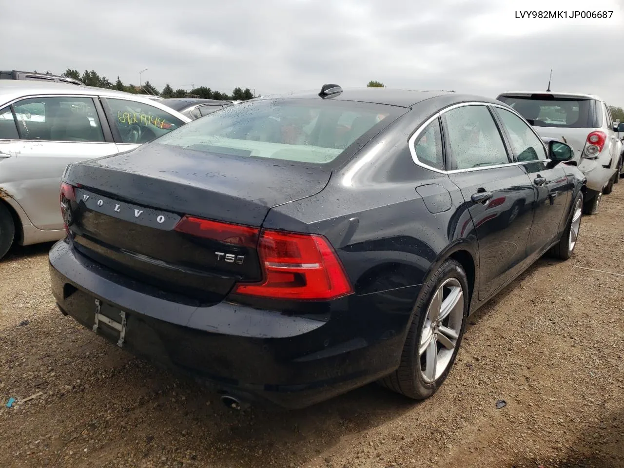 2018 Volvo S90 T5 Momentum VIN: LVY982MK1JP006687 Lot: 68575344