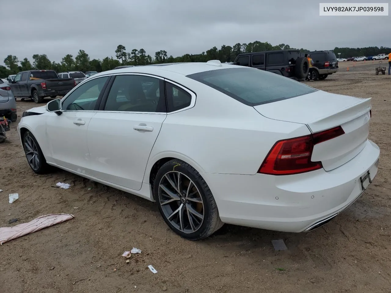 LVY982AK7JP039598 2018 Volvo S90 T5 Momentum