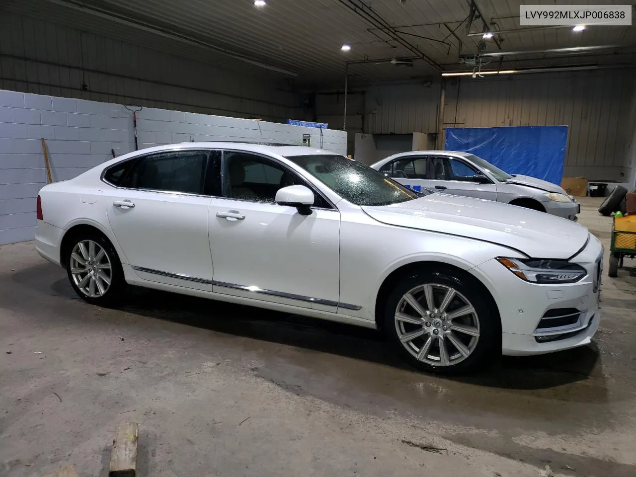 LVY992MLXJP006838 2018 Volvo S90 T6 Inscription