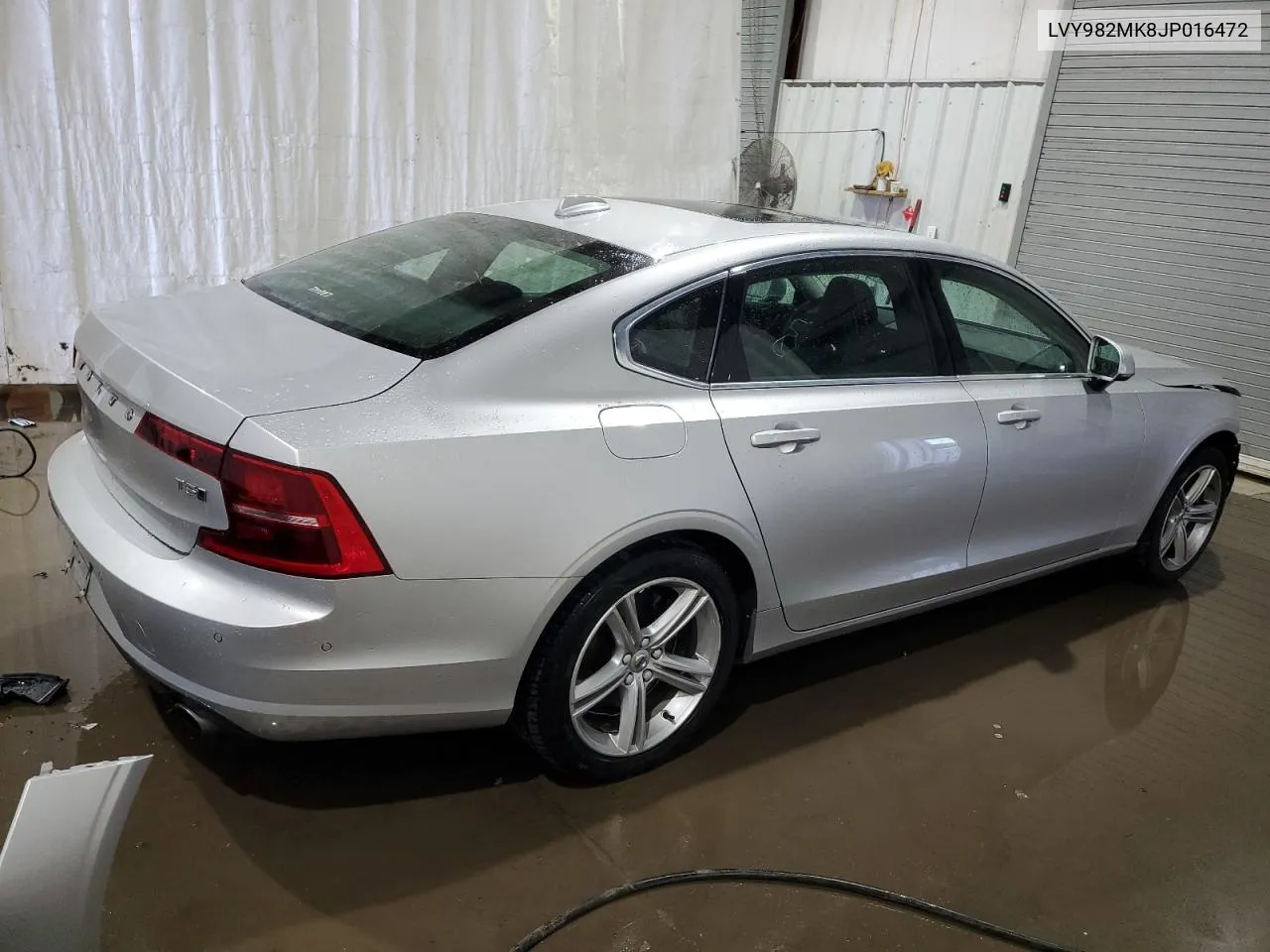 LVY982MK8JP016472 2018 Volvo S90 T5 Momentum