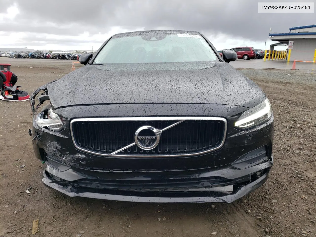 LVY982AK4JP025464 2018 Volvo S90 T5 Momentum